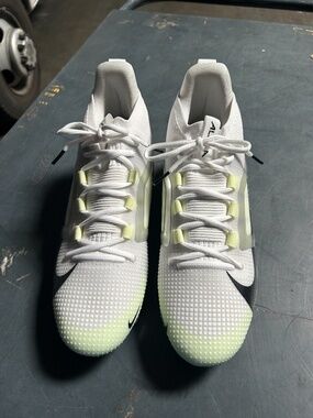 Nike Alpha Menace 4 Elite Football Cleats (NO BOX)